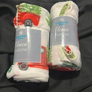Comfort Bay Holiday Red Truck fleece Throw 50”x60”